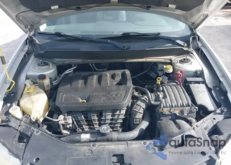 2010 Dodge Avenger R/T z USA, uszkodzony, nr VIN 1B3CC5FB4AN215803